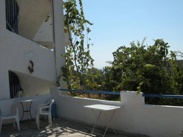 Efrosyni Apartments Agia Marina  ภายนอก รูปภาพ